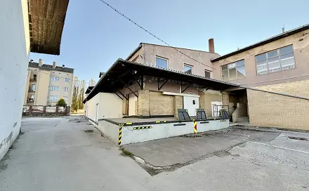 Pronájem skladovacích prostor 438 m², U vlečky, Brno - Komárov