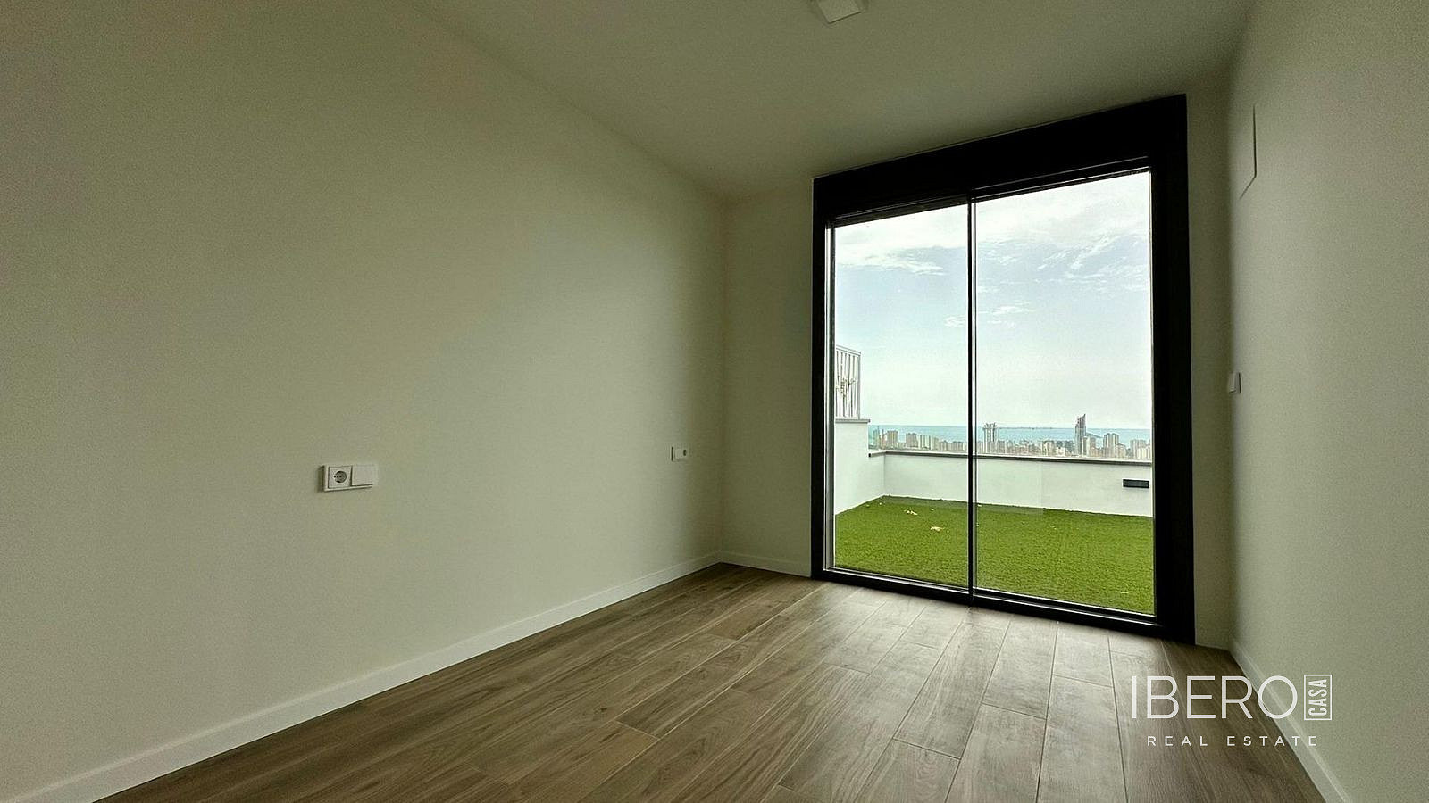 Piso 3+kk – Alacant / Alicante, les Carolines Altes, l'Alacantí - Más