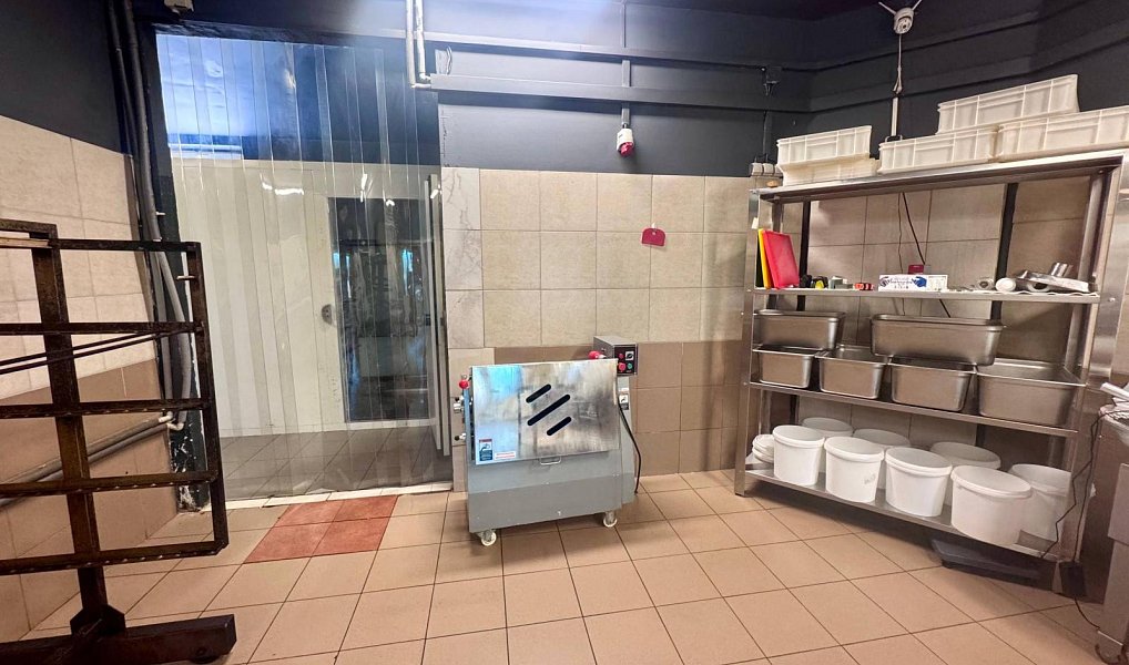 Pronájem výrobních prostor 150 m², Beroun – náhled fotky 11