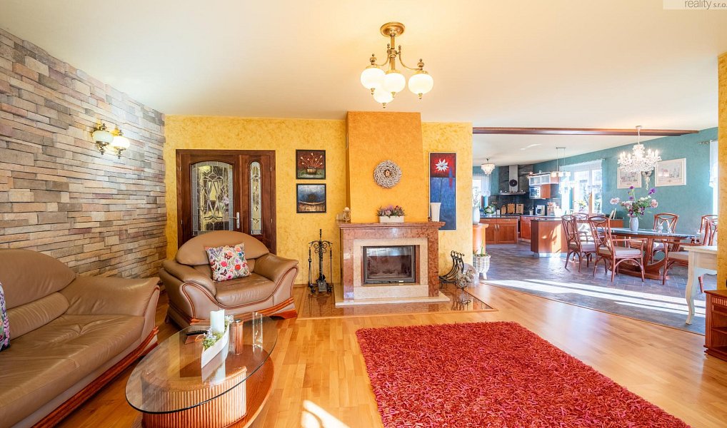 Prodej domu 372 m² s pozemkem 3 764 m², Lužice – náhled fotky 15