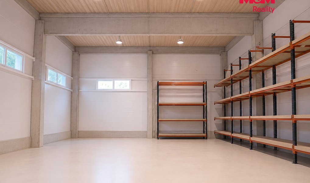 Pronájem skladovacích prostor 1 049 m², Strančice – náhled fotky 4