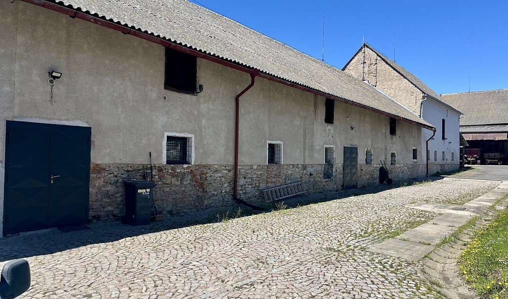 Prodej zemědělského objektu 1 528 m², Mostek – náhled fotky 20