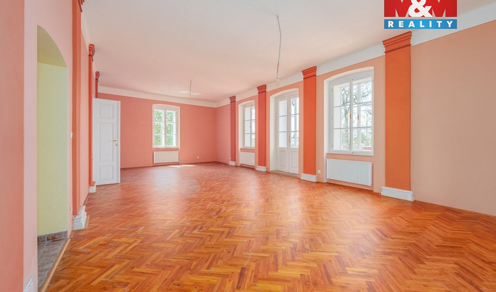 Prodej domu 963 m² s pozemkem 4 672 m², Dírná – náhled fotky 8