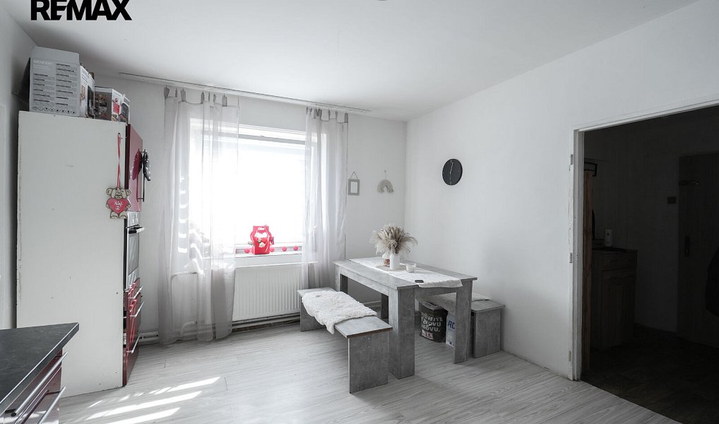 Prodej domu 270 m² s pozemkem 777 m², Zabrušany – náhled fotky 25