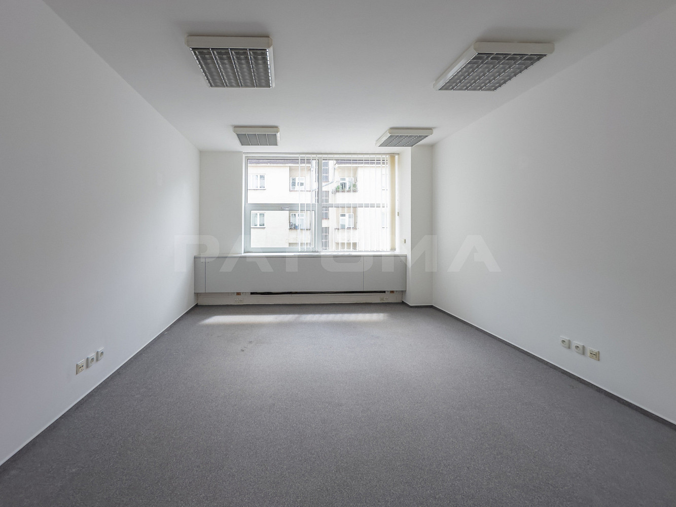 Pronájem kanceláře 614 m² – fotografie 5