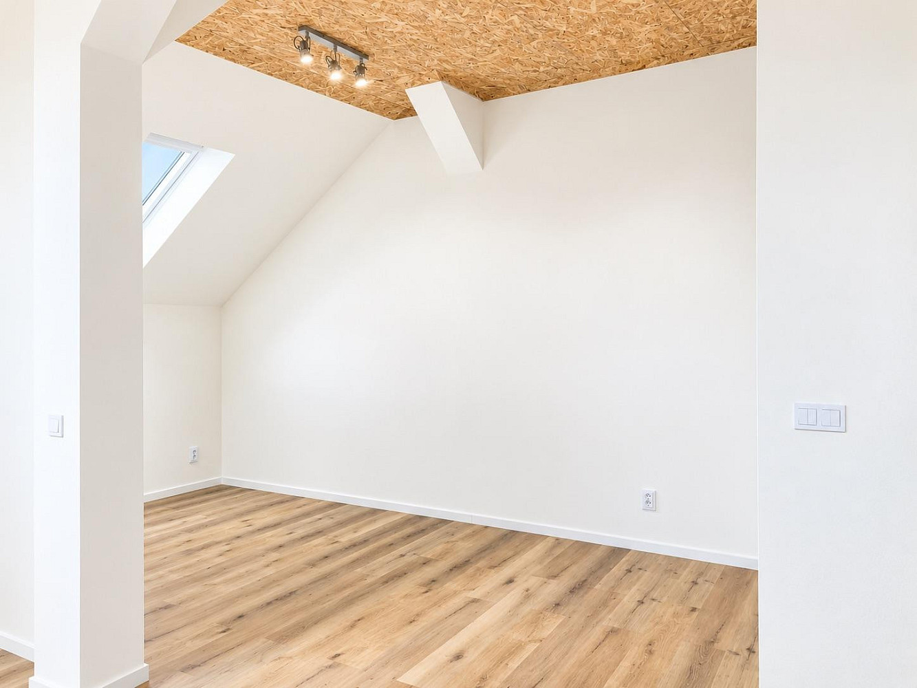 Pronájem bytu 2+kk 41 m² – fotografie 5