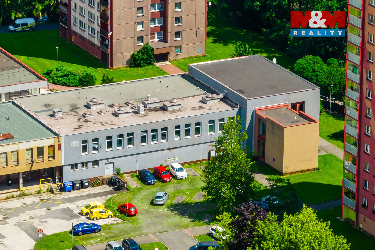 Pronájem obchodních prostor 140 m² – fotografie 2