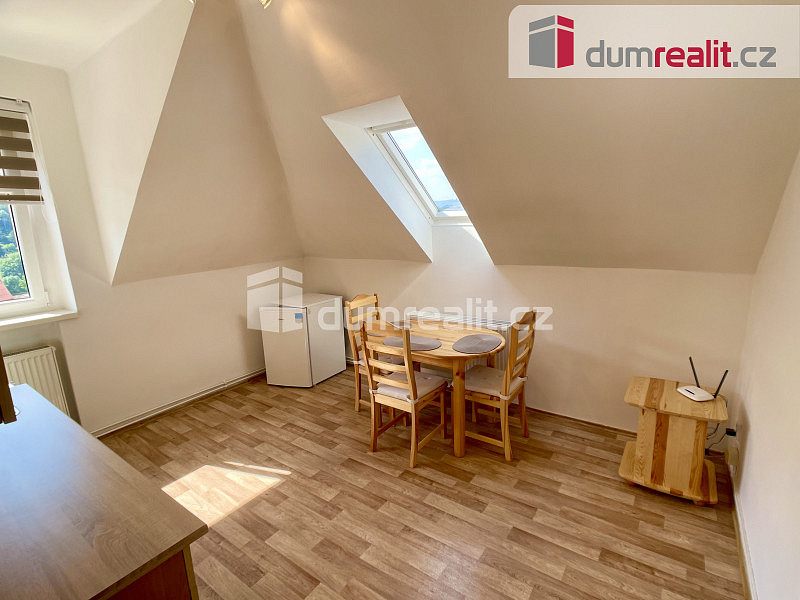 Pronájem bytu 2+kk 44 m²
