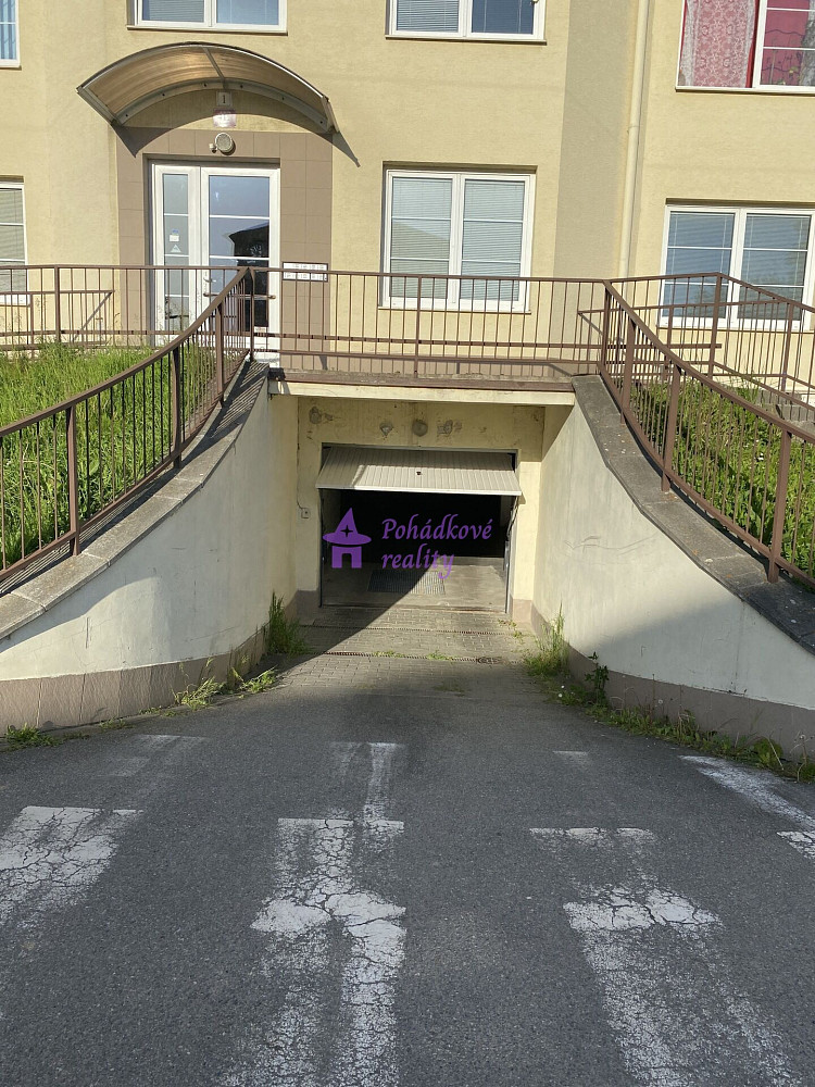 Pronájem garážového stání, Olomouc - ul. Topolová - Ansicht 3