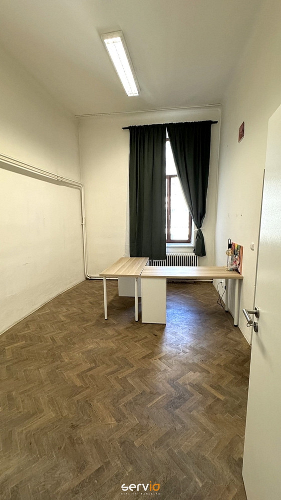 Pronájem kanceláře 99 m² — photo 5
