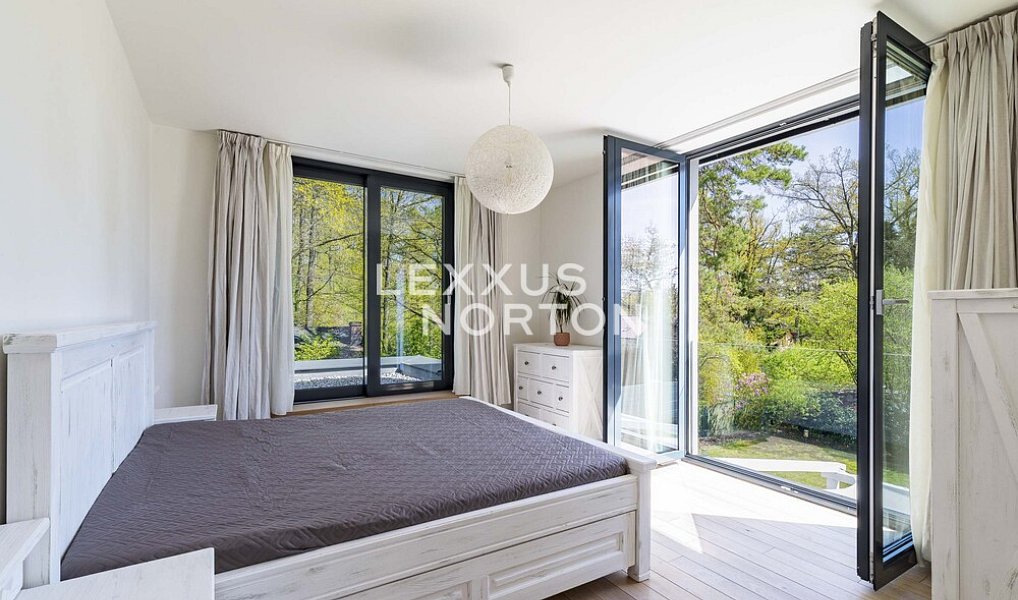 Prodej domu 199 m² s pozemkem 599 m², Ohrobec – náhled fotky 9