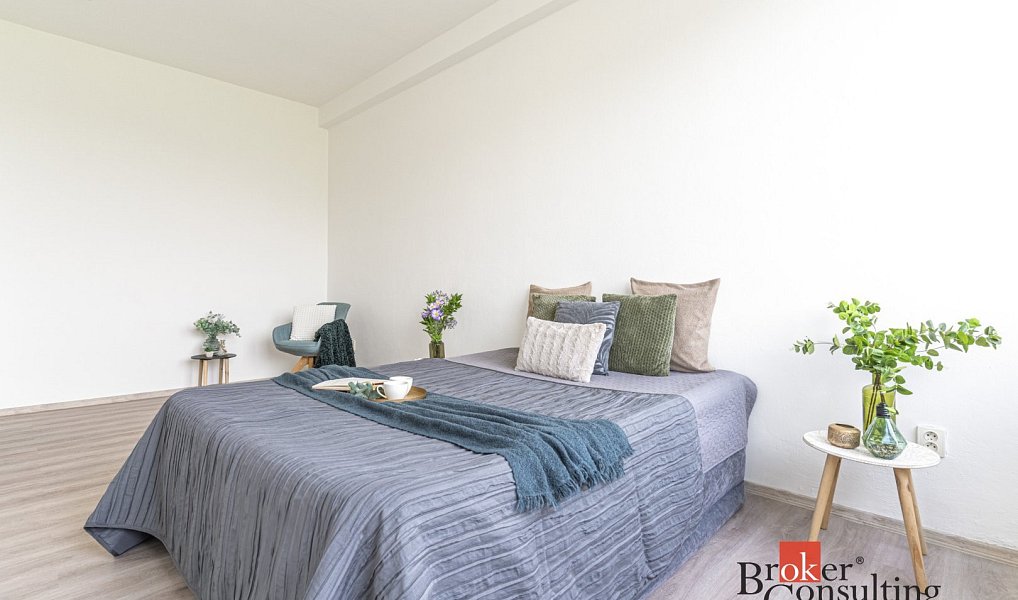 Pronájem bytu 3+kk 68 m², Mlékojedy – náhled fotky 2