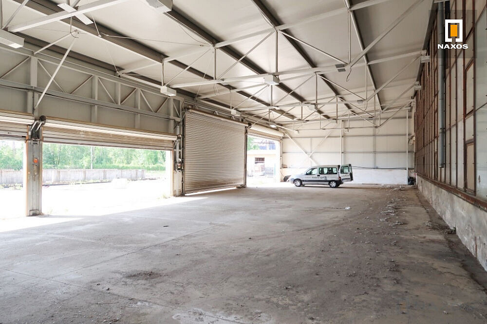 Pronájem skladovacích prostor 408 m²