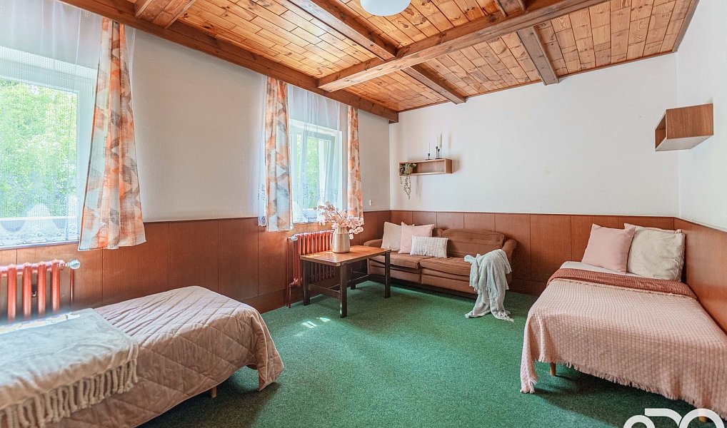 Prodej ubytovacího objektu 906 m², Rokytnice nad Jizerou – náhled fotky 18