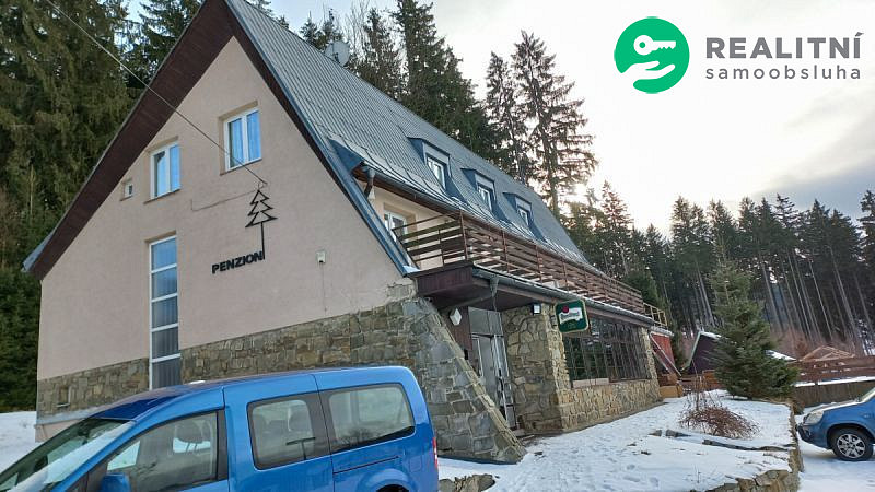 Prodej ubytovacího objektu 300 m² – fotografie 3