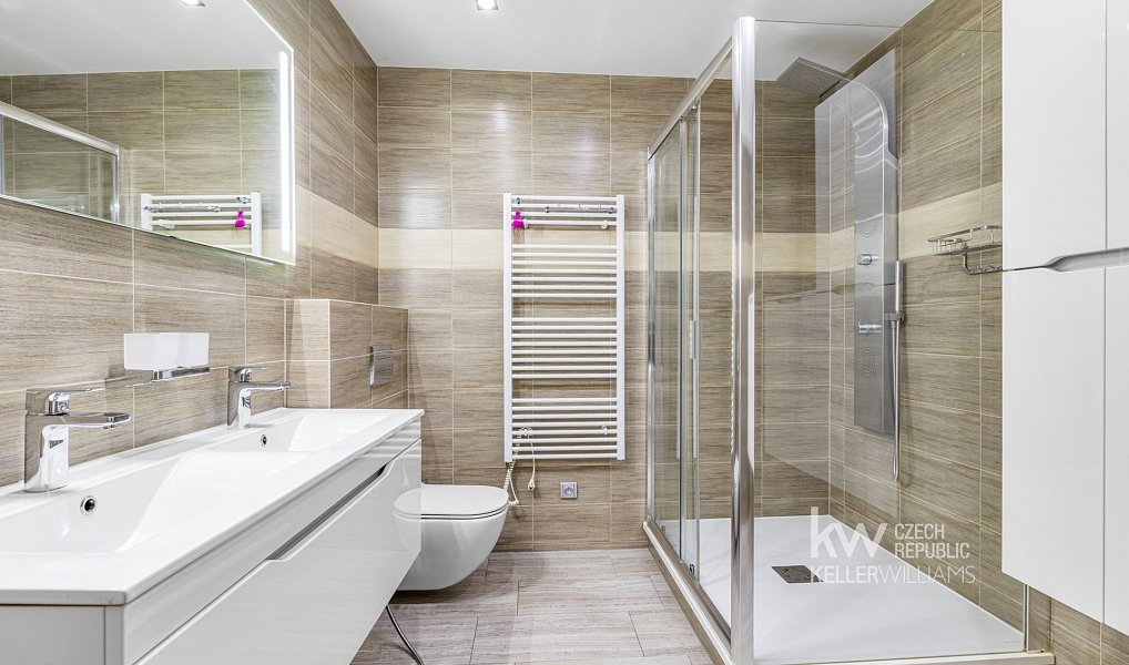 Prodej nájemního domu, činžáku 471 m², Nové Strašecí – náhled fotky 54