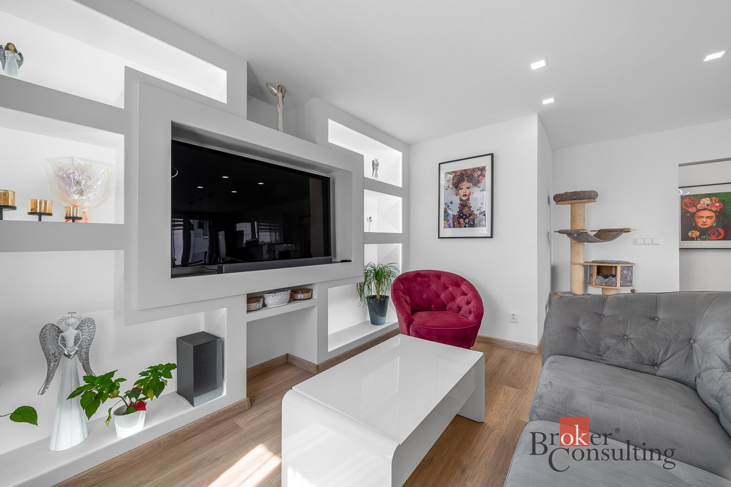 Prodej bytu 4+kk 82 m² — photo 3