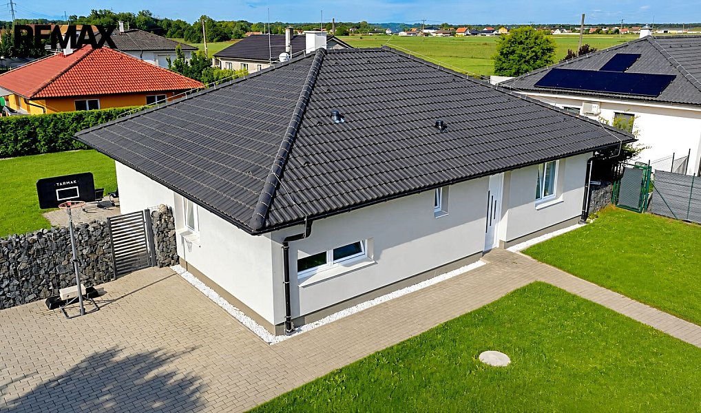 Prodej domu 92 m² s pozemkem 787 m², Tuhaň – náhled fotky 42