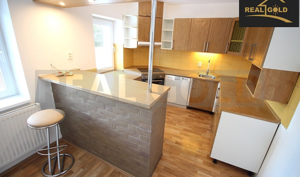 Prodej domu 280 m² s pozemkem 258 m², Bohušice – náhled fotky 24