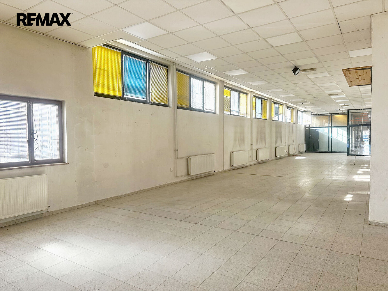Pronájem obchodních prostor 470 m² – fotografie 5