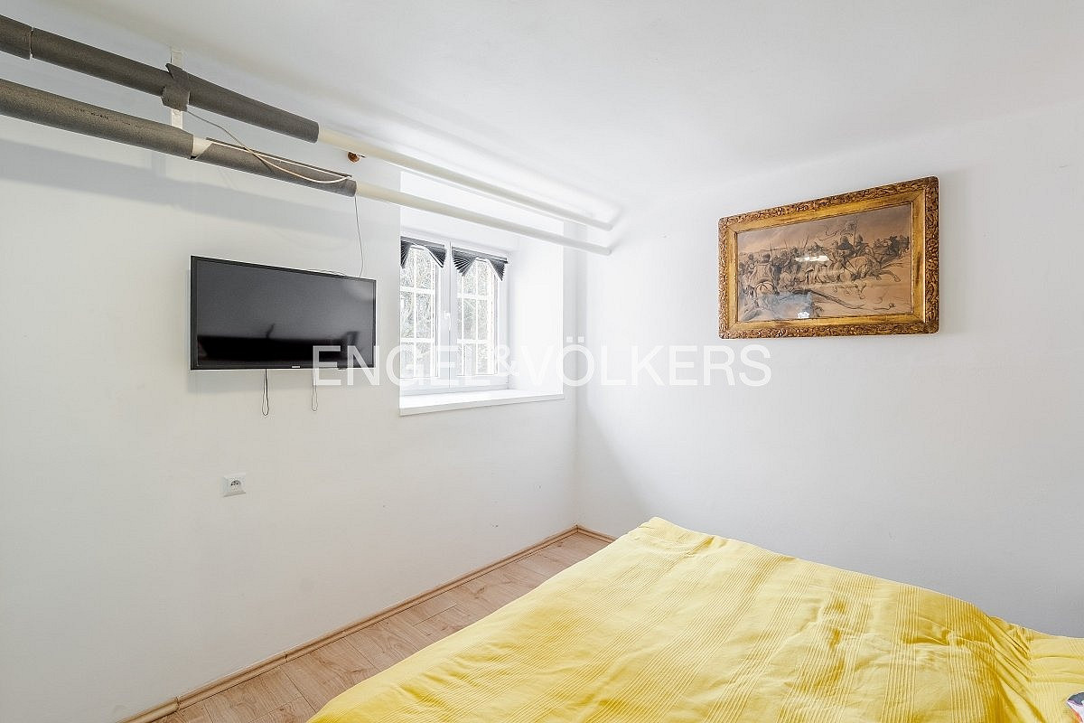 Pronájem kanceláře 73 m² – fotografie 4