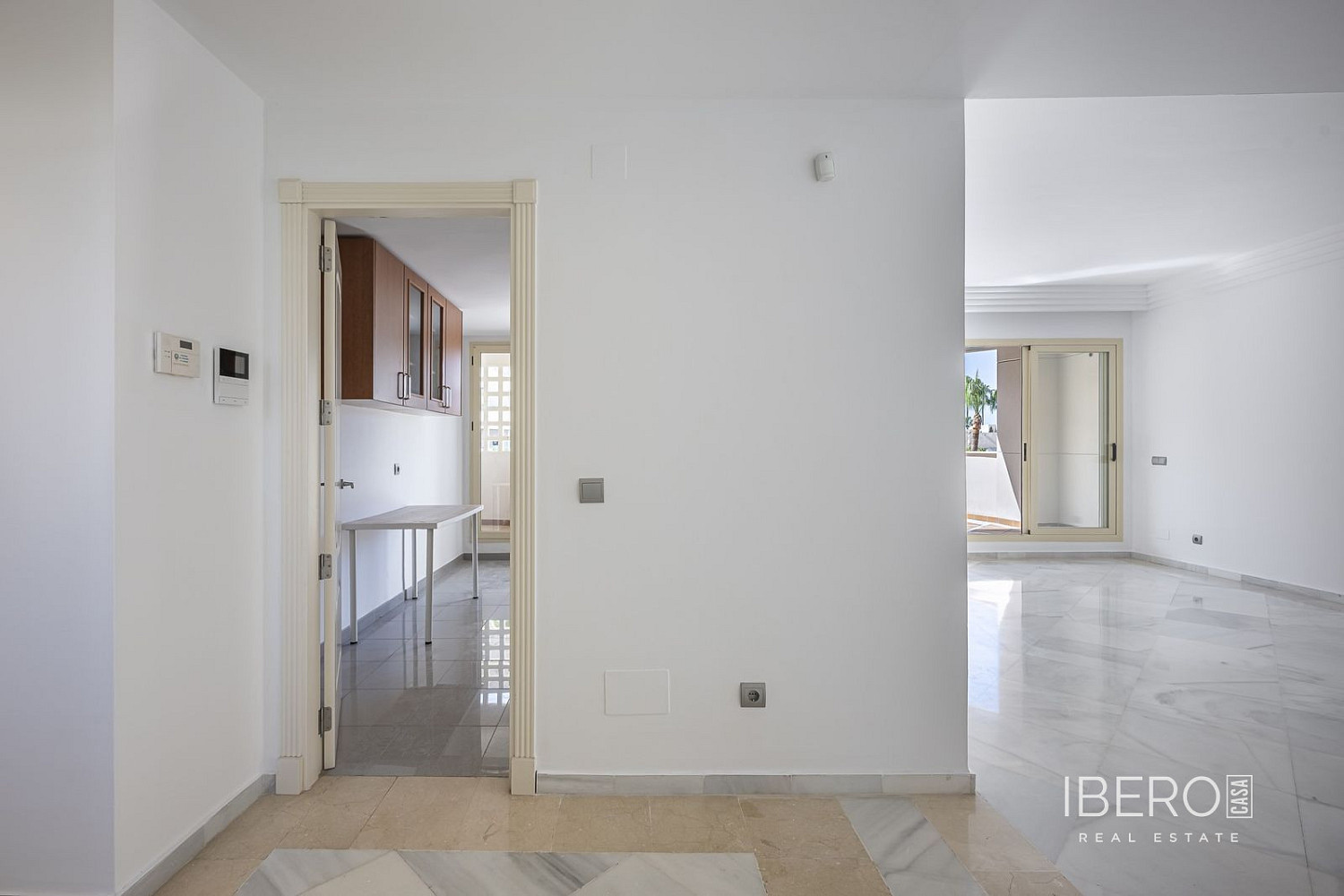 Prodej bytu 3+kk 107 m² — photo 2