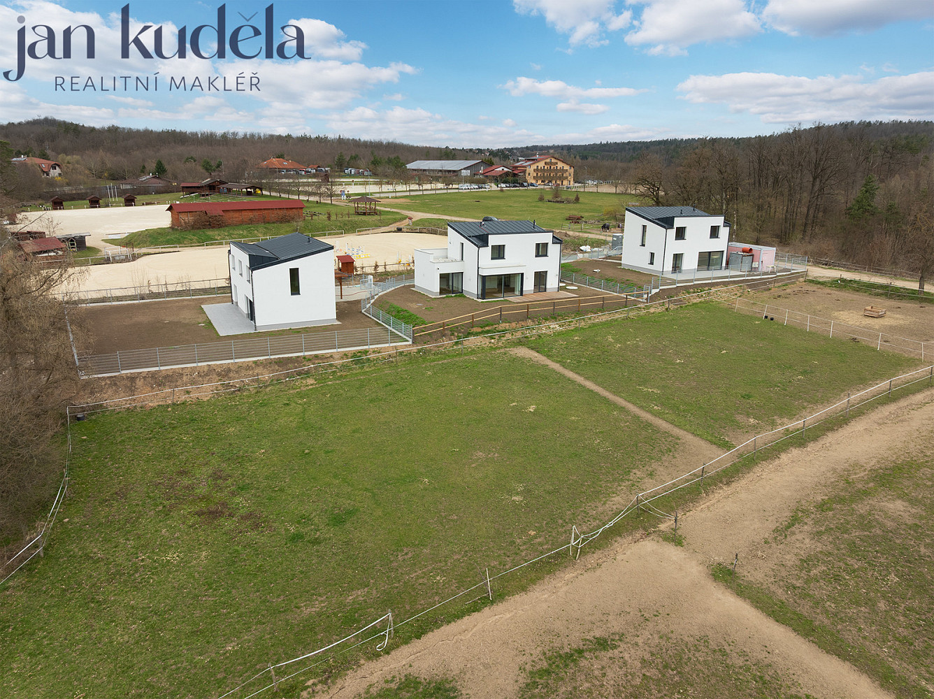 Prodej domu 87 m² s pozemkem 526 m² – fotografie 2