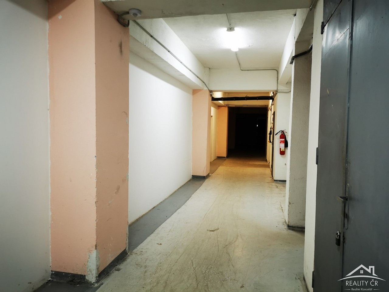 Pronájem skladovacích prostor 595 m² – fotografie 3
