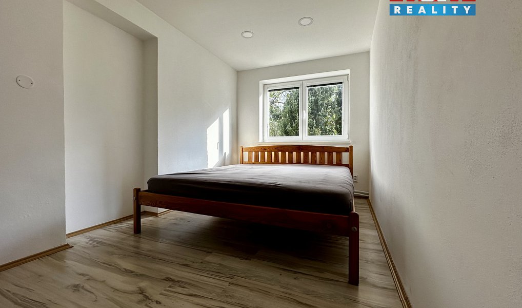Prodej domu 194 m² s pozemkem 1 000 m², Kamýk nad Vltavou – náhled fotky 8