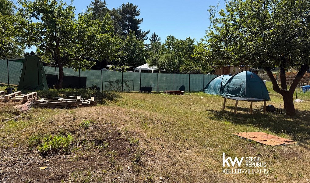 Prodej zahrady 394 m², Teplice – náhled fotky 3