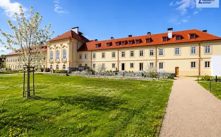Pronájem bytu 1+kk 38 m², Slavíkova, Jince, okres Příbram