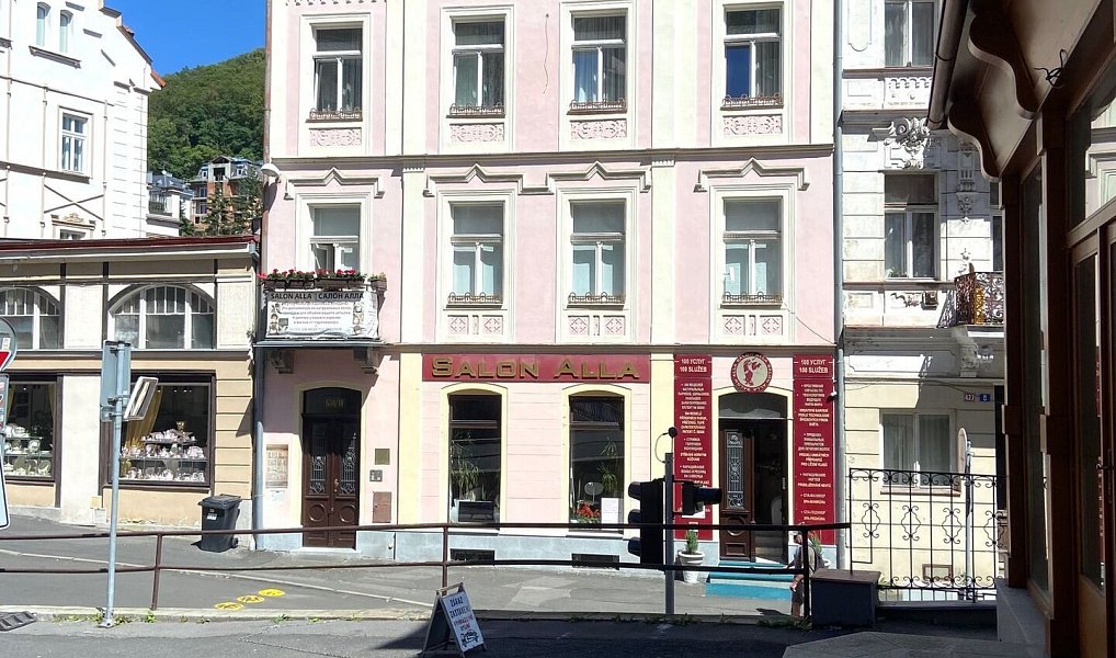 Prodej bytu 2+kk 59 m², Karlovy Vary – náhled fotky 2