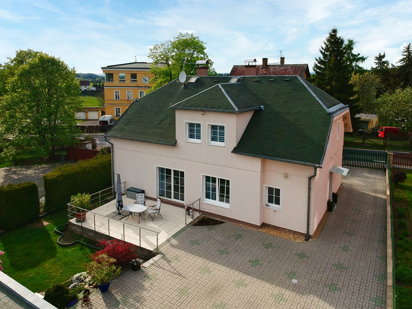 Prodej domu 194 m² s pozemkem 1 364 m² — photo 3