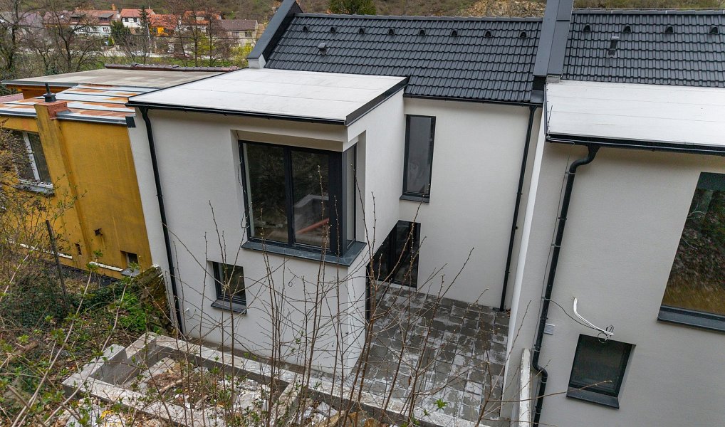 Prodej domu 179 m² s pozemkem 109 m², Dolní Kounice – náhled fotky 16