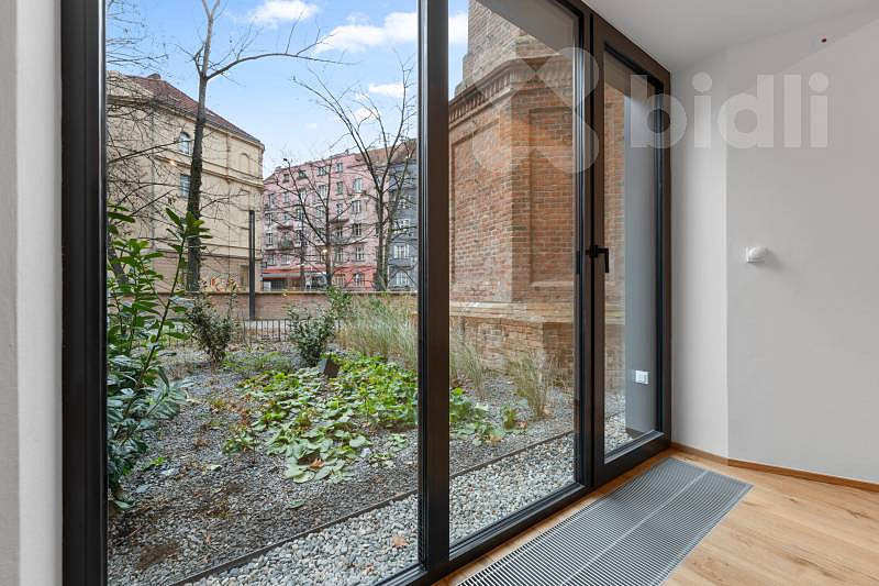 Pronájem bytu 1+kk 41 m² – fotografie 4