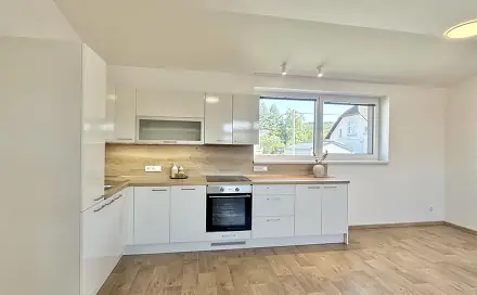 Pronájem bytu 3+kk 83 m², I. Veselkové, Zlín - Malenovice