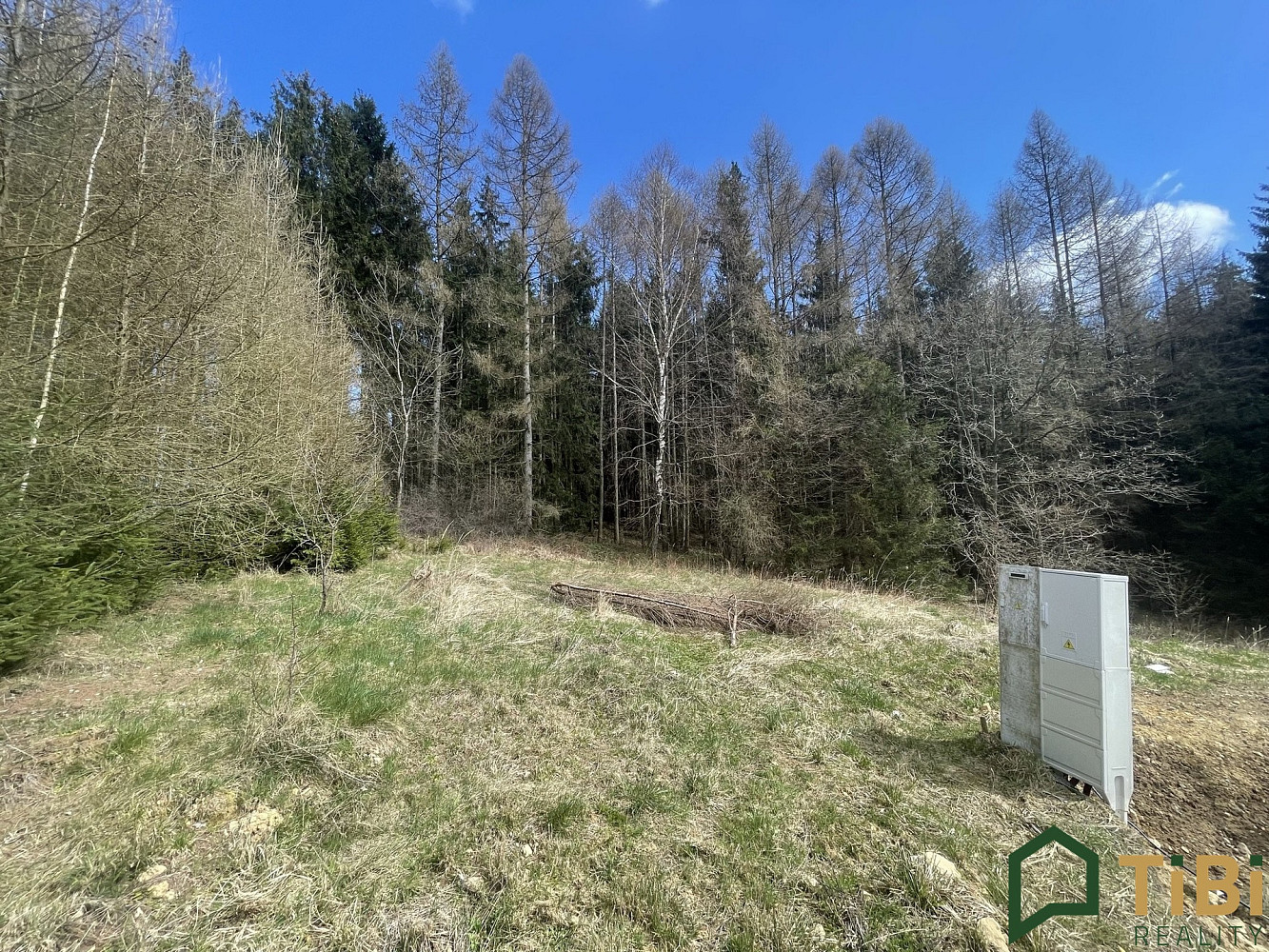 Prodej stavebního pozemku 1 753 m² – fotografie 5