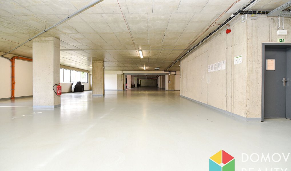 Pronájem garážového stání 12 m2 Nepilova, Beroun - Beroun-Město 1 300 Kč/měsíc, Beroun – náhled fotky 11