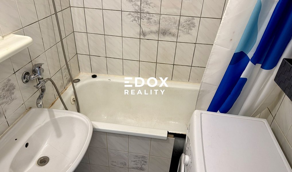 Prodej bytu 2+1 55 m², Praha – náhled fotky 9
