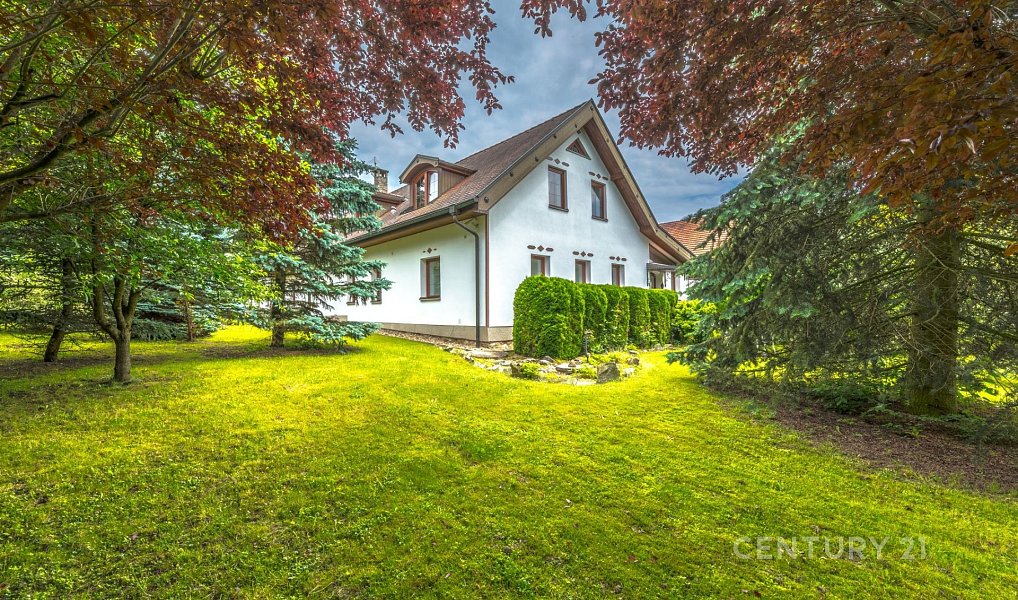 Prodej domu 663 m² s pozemkem 4 988 m², Mnich – náhled fotky 2