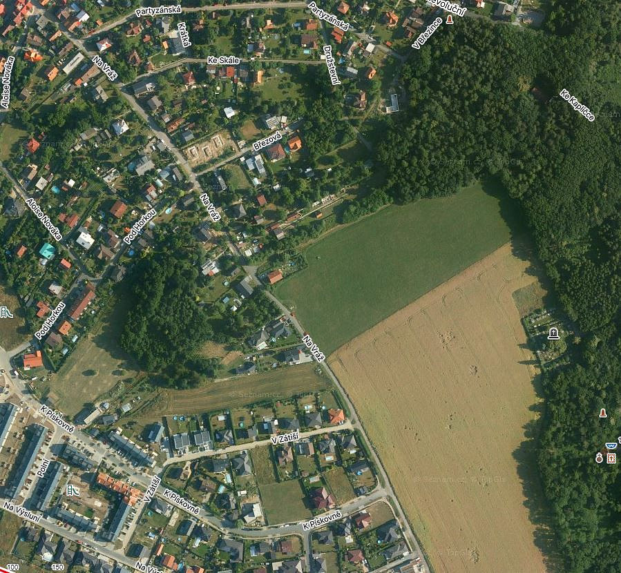 Prodej stavebního pozemku 901 m² – fotografie 5