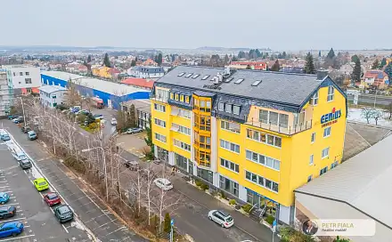 Pronájem kanceláře 128 m², Dopraváků, Praha 8 - Dolní Chabry
