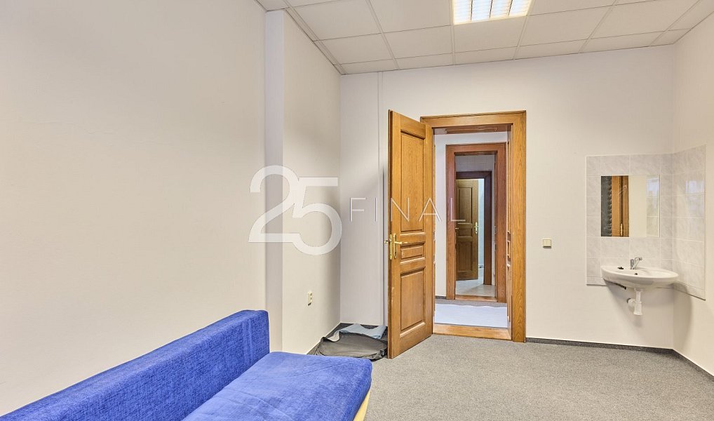 Pronájem ubytovacího objektu 180 m², Trutnov – náhled fotky 9