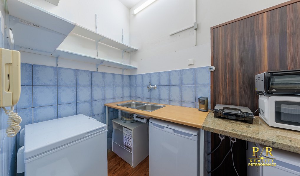 Prodej komerčního objektu (jiného typu) 650 m², Chodov – náhled fotky 16