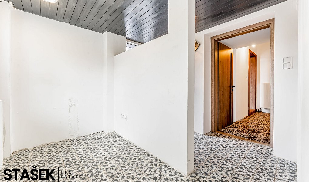 Prodej domu 135 m² s pozemkem 1 118 m², Šumvald – náhled fotky 8