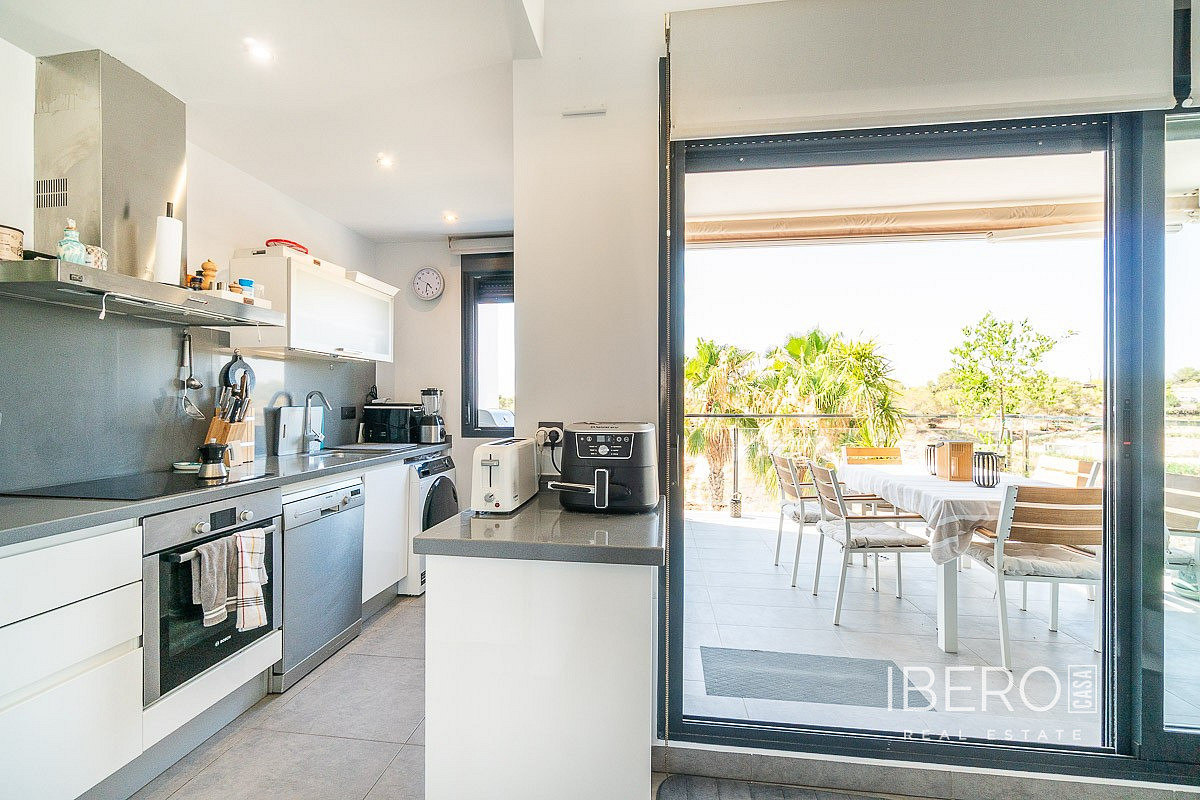 Pis 4+kk – Orihuela, Urbanización Villacosta I, Villa Martín - Més