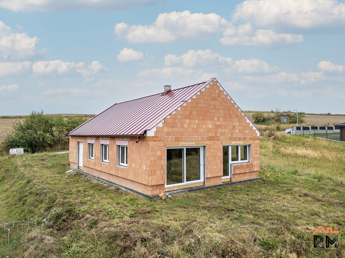 Prodej domu 117 m² s pozemkem 1 002 m² — photo 2