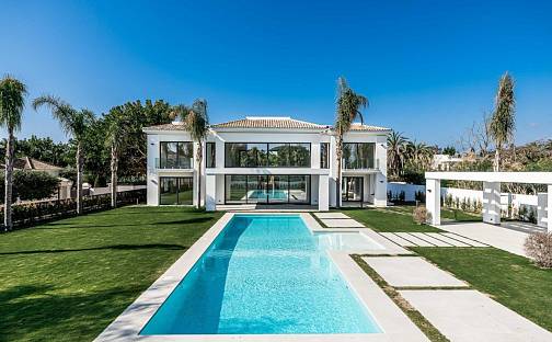 Prodej vily 272 m² s pozemkem 1 460 m², ESTEPONA, Málaga, Španělsko