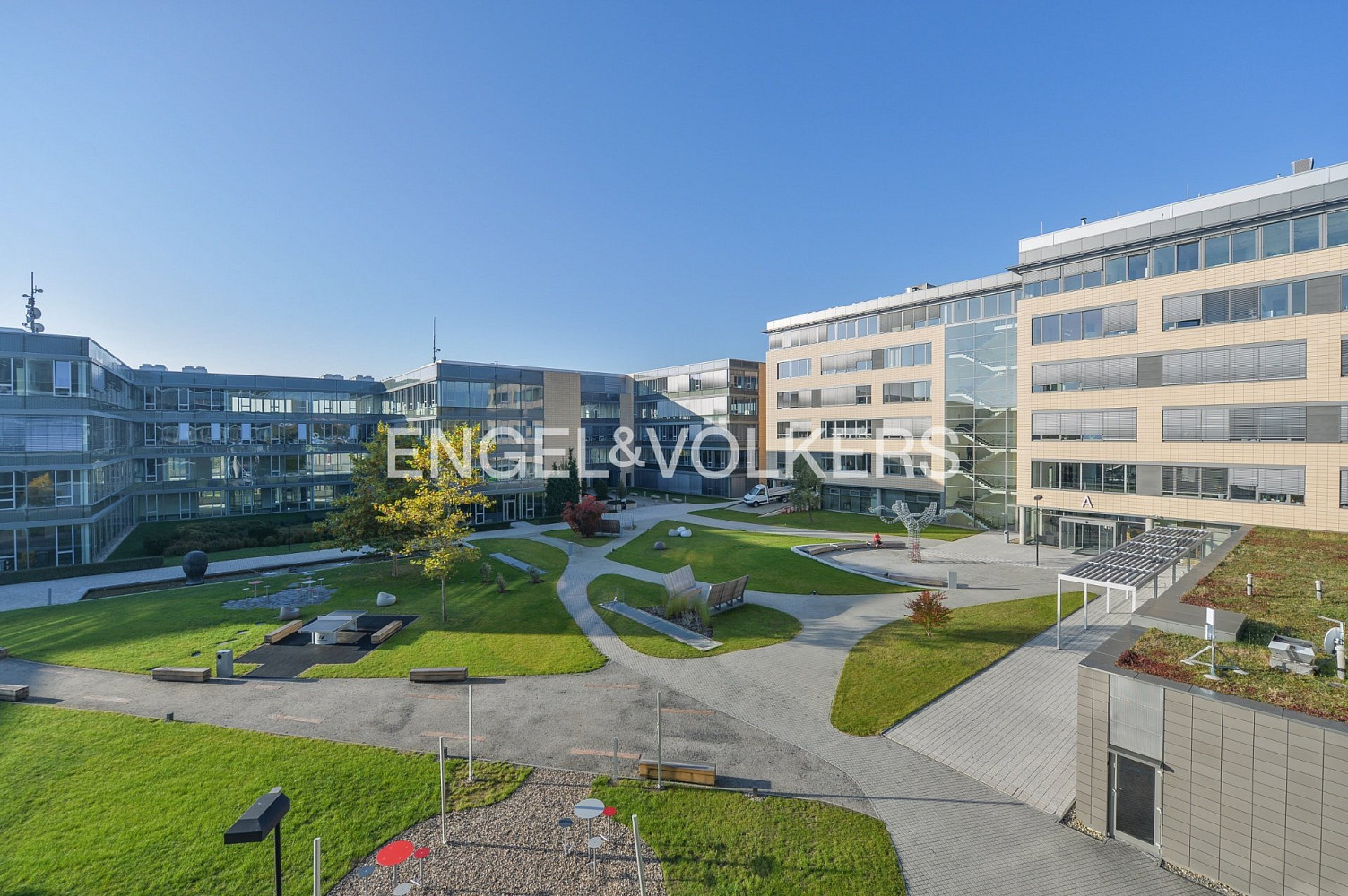 Pronájem kanceláře 1 145 m² – fotografie 5