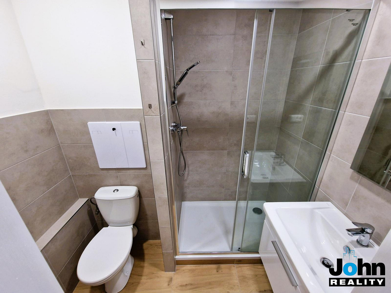 Pronájem bytu 1+kk 26 m² – fotografie 3
